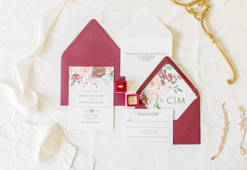 Wedding FlatLays Photo Ideas
Wedding FlatLays - GreyLoftStudio - Wedding Invitations - Mask - Envelope - FlatLay Idea - Wedding Invitation photography - Wedding Photography Ideas - Burgundy invites - Ottawa Wedding Photographer - Wedding Photographer