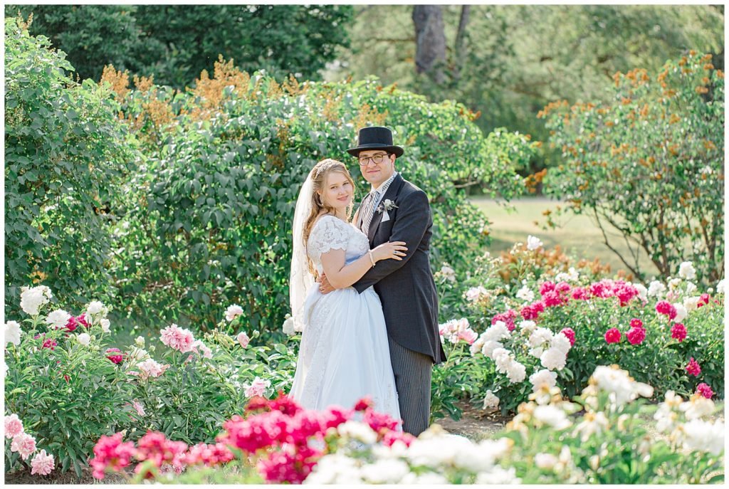 Peonies at the Ornamental Gardens - Bride & Groom - Tropical Greenhouses - Ottawa - Wedding Day - Grey Loft Studio - Wedding Photographer