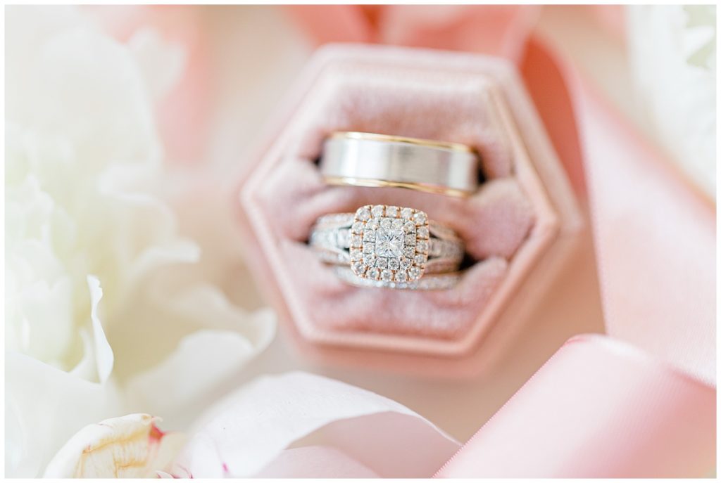 Charm Diamonds -  Ottawa Wedding Photographer & Videographer -Light and Airy - Kanata, Westboro, Orleans - Luxury, Genuine, Affordable Photography.