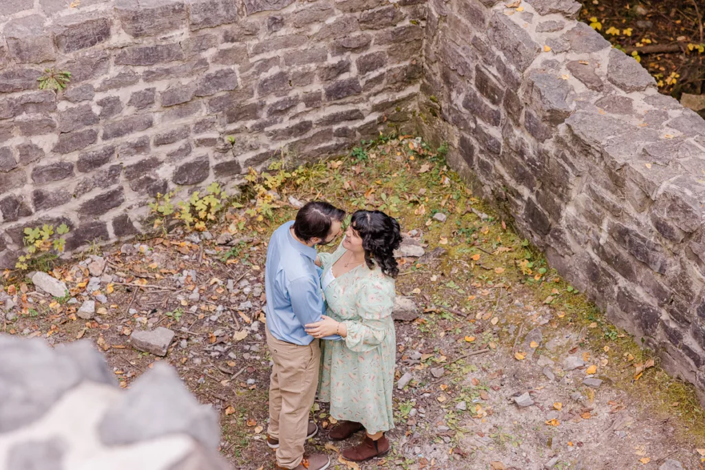 Lime Kiln Ruins - Ottawa Engagement Photographer - Wedding Photographer - GreyLoft Studios